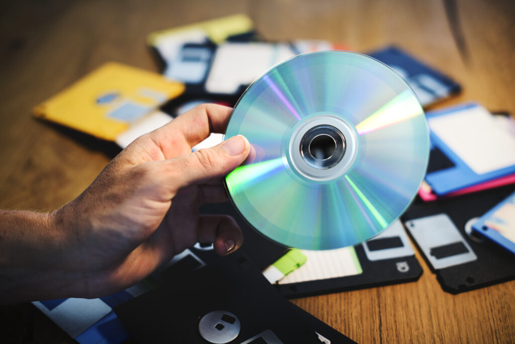 Disks and floppy disks